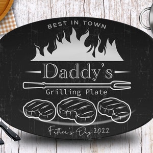 Daddy's BBQ Grilling Platter/Fathers Day Gifts, BBQ Gifts/Serving Platter/Custom Serving Platter/Personalized Mens Gifts/ Distressed