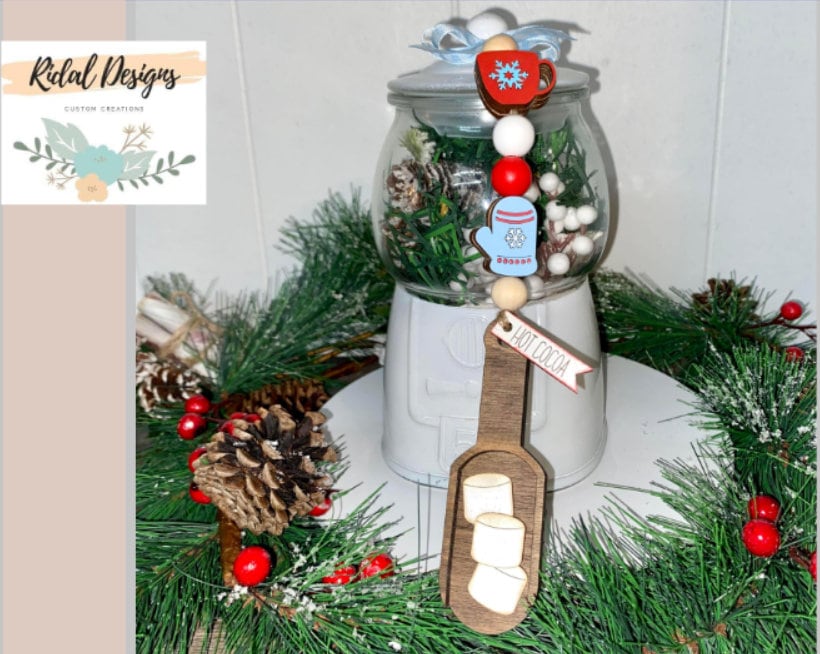 Faux hot cocoa scoop, tiered tray decor, mini christmas decor
