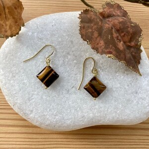 Tigers Eye Earrings, Tigers Eye Crystal, Golden Brown crystal, Dangly crystal earrings, Gift for her, Christmas Gift, Stocking Filler.