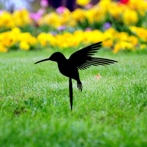 Humming Bird Garden, Metal Humming Bird Garden Stake, Garden Stake Decor, Cute Metal Garden Art, Flower Bed Humming Bird Stake,