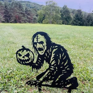 Creepy Pumpkin Zombie Metal Yard Stake, Scary Halloween Yard Decor, Halloween Yard Stake