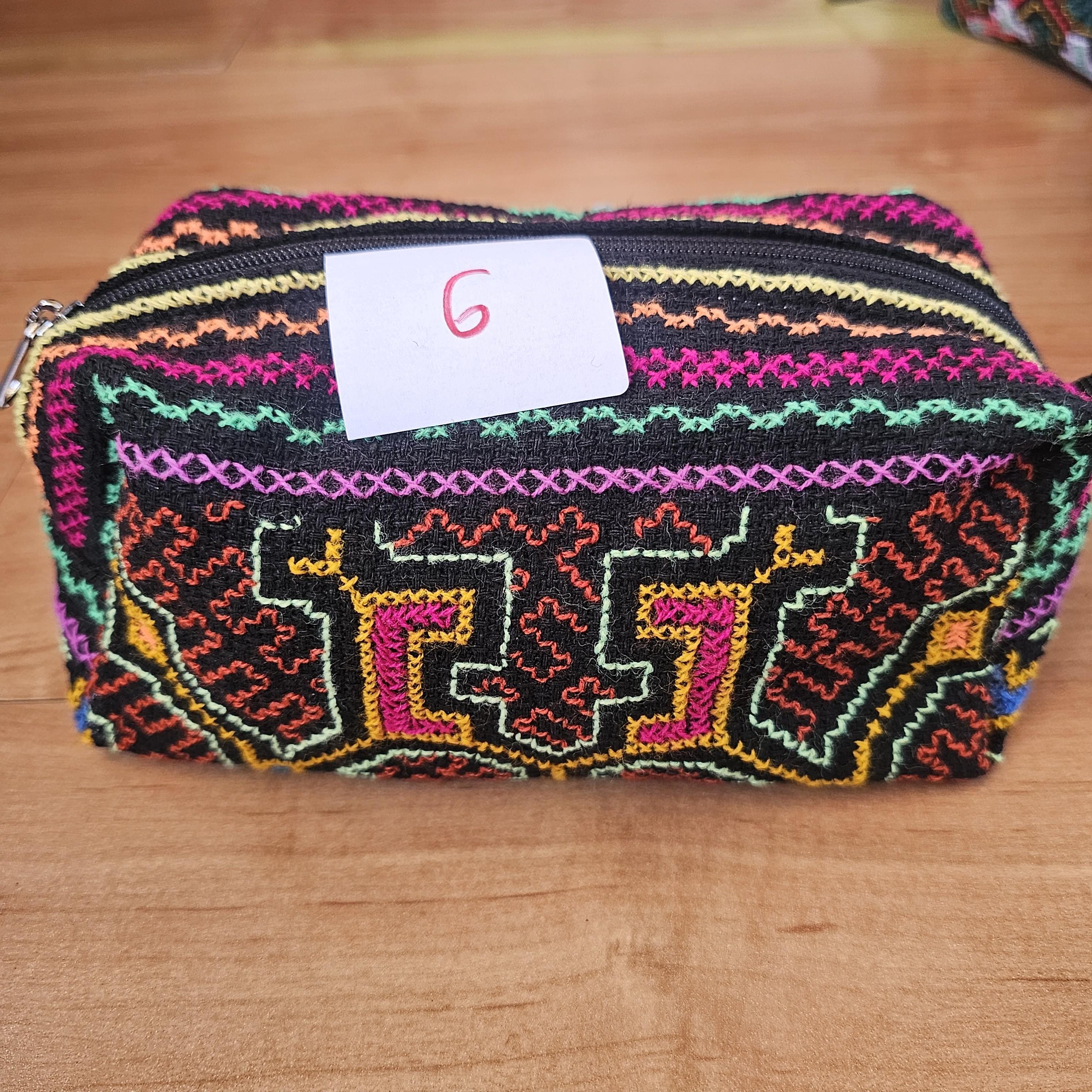 Handmade Embroidery Pouch Shipibo Art ICARO-Abundance Flower L18cm- W10cm -W10cm – Desing3