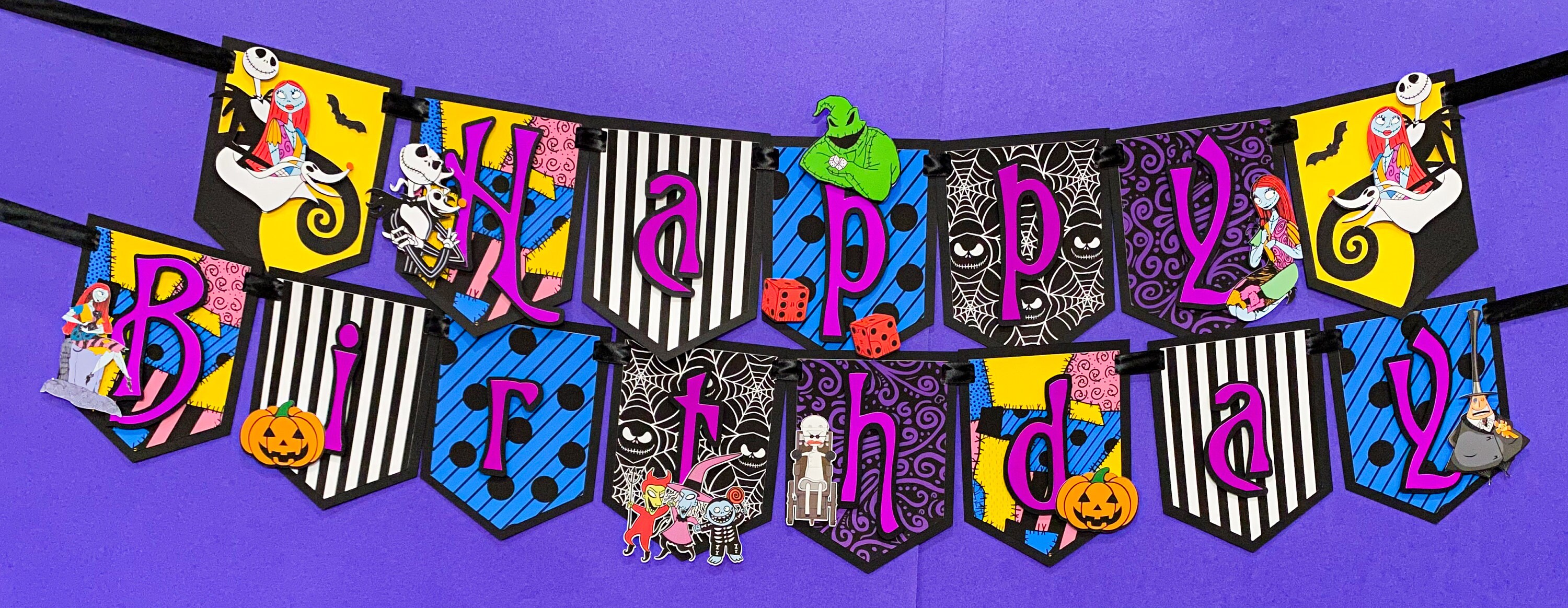 Nightmare Before Christmas Geburtstagsbanner & Girlande – Mit Jack Skellington & Totenköpfen