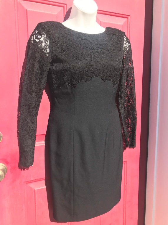 Black Lace 80s Does 50s Wiggle Dress sz M
