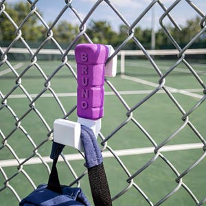 Personalized Tennis Bag Hook – Tennis Racket Fence Hanger – Custom Sports Gear Accessory - Racket Handle Design