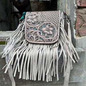 Sac à bandoulière western en cuir à franges fleuries, sac à main Cowgirl Southwestern, bandoulière, idée cadeau pour elle, TheRoosterDenCoCA