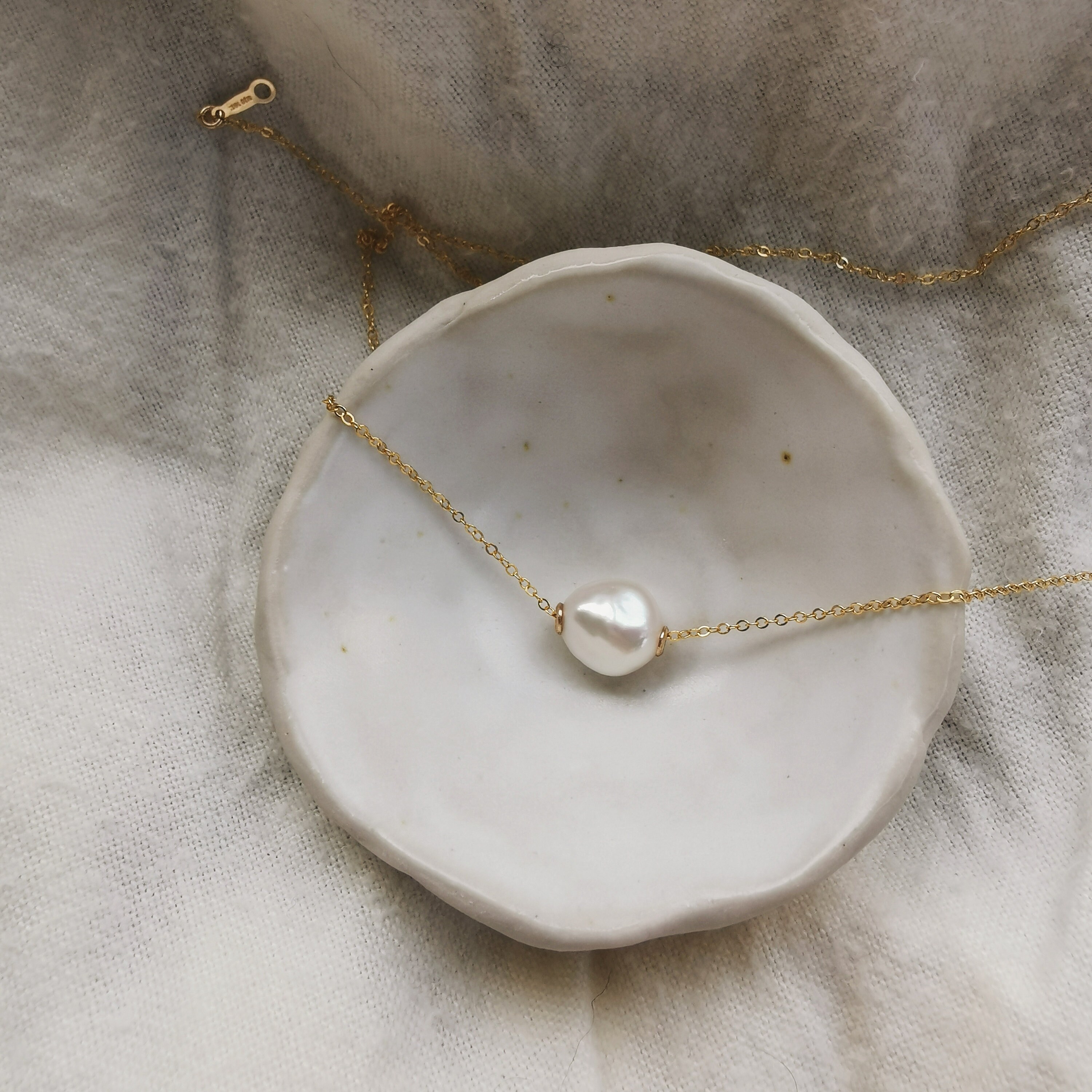 Floating Baroque Pearl Necklace 