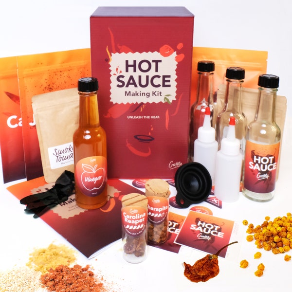 Craftly DIY Hot Sauce Set - Geschenk Für Männer & Frauen, Weihnachtsgeschenk, Geschenk für Geburtstag, Grill Geschenkset, Gift for Him, Her