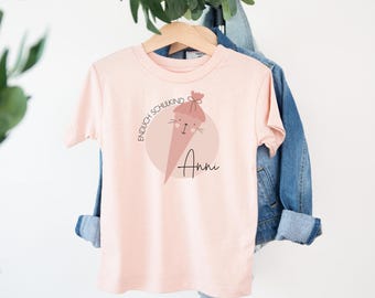 Personalized back-to-school shirt with name – Finally a schoolchild T-shirt for kids – Back-to-school gift – School start outfit