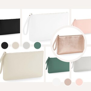 Pode incluir: Um conjunto de nove clutches em v&aacute;rias cores, incluindo preto, branco, bege, cinza, verde e ouro rosa. As bolsas t&ecirc;m um design simples e retangular com fecho de correr e uma al&ccedil;a de pulso.