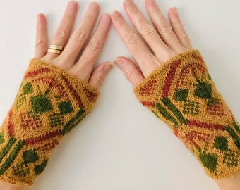 Special gift: Hand-knitted wrist warmers/muffs in 100% soft alpacka/wool yarn. Old pattern Bjärbo, westcoast region in Sweden.