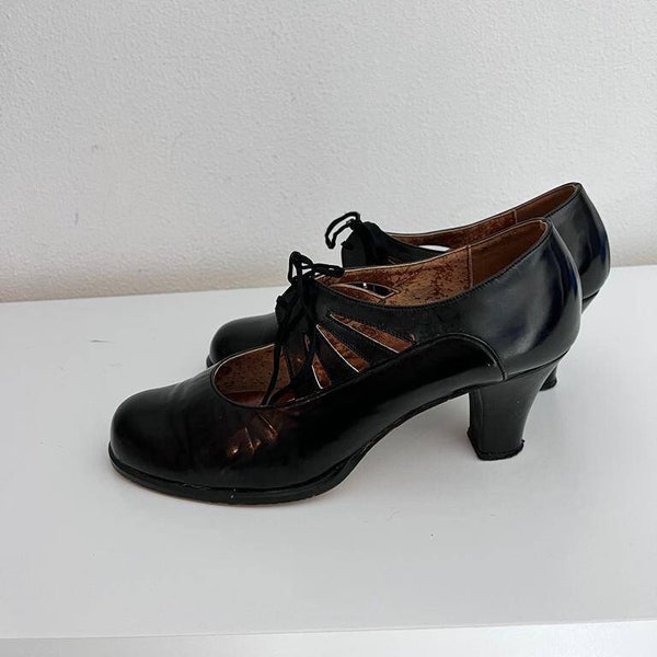 Echte Mary Janes Dance Lady-Pumps aus Leder aus den 40er Jahren, schwer zu finden