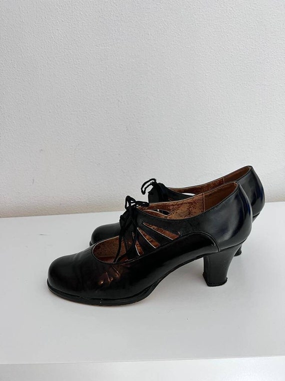 True Vintage '40s leather Mary Janes Dance Lady sh