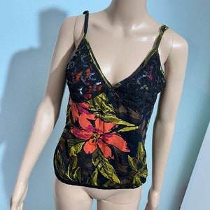 Vintage S90 Blumen-Top mit seltenem Grafikdruck, Paillettenstickerei und Spitzendetails