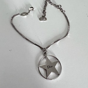 CHRISTIAN DIOR charming fine cute bracelet with star pendant