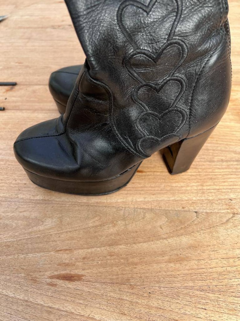Awesome EL DANTES Platform boots Vintage hard to find '70 authentic black with patchwork hearts image 8
