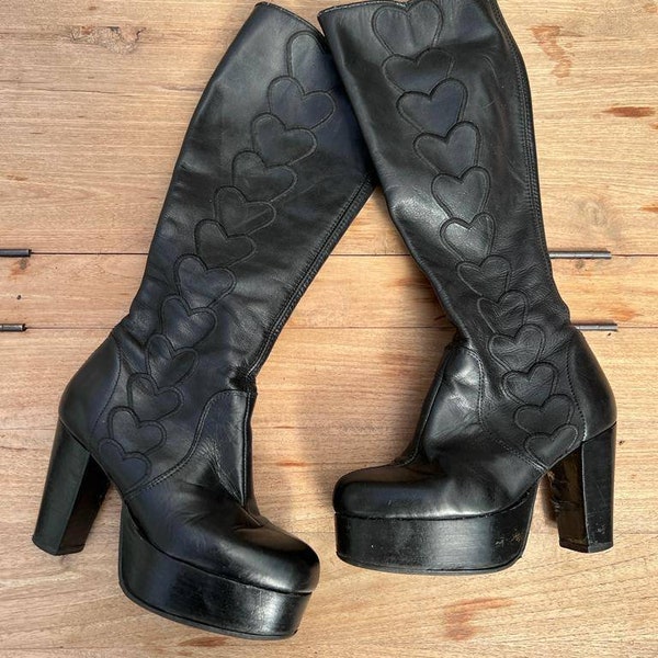 Awesome EL DANTES Platform boots Vintage hard to find '70 authentic black with patchwork hearts