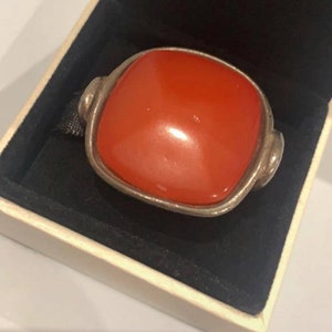 Vintage Retro statement ring with red square stone
