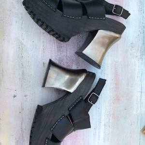 Rock-Punk-Gothic Leather Sandals with Metal &#39;90