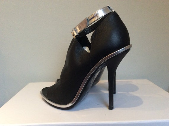 BALENCIAGA Elegant sexy black high heel ankle ste… - image 1