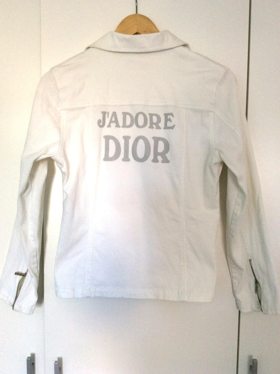 【きれいめファッション51選】上品さと清潔感をキープし Dior J'adore Jacket Vintage Dior Christian by White Galliano ジャケット・アウター