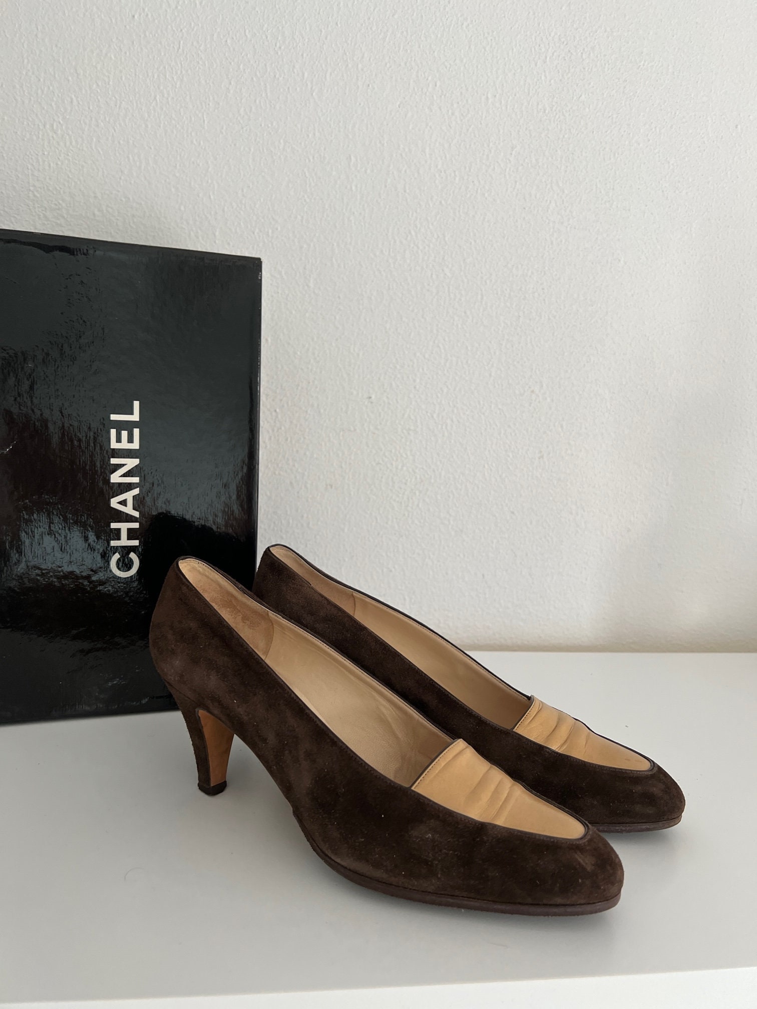 Authentic CHANEL Brown Suede Clogs Shoes Heels US6 EU36