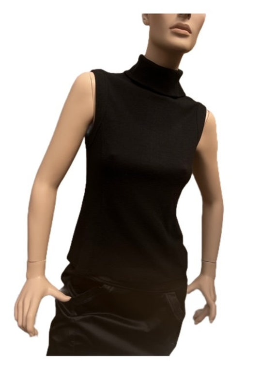 FENDI Fine knitted black top with turtleneck Vint… - image 2