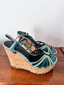 lv sandals for women｜TikTok Search