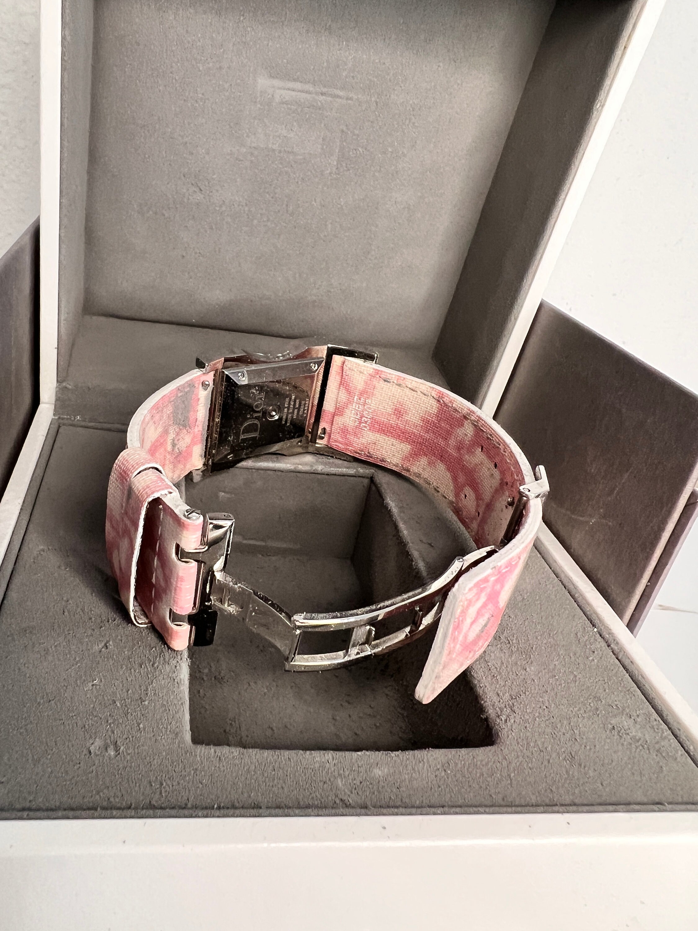 クリスチャンディオール クォーツ レディース ピンク 1101-S4806t CHRISTIAN DIOR Malice Trotter Monogram Oblique CD Watch Lady
