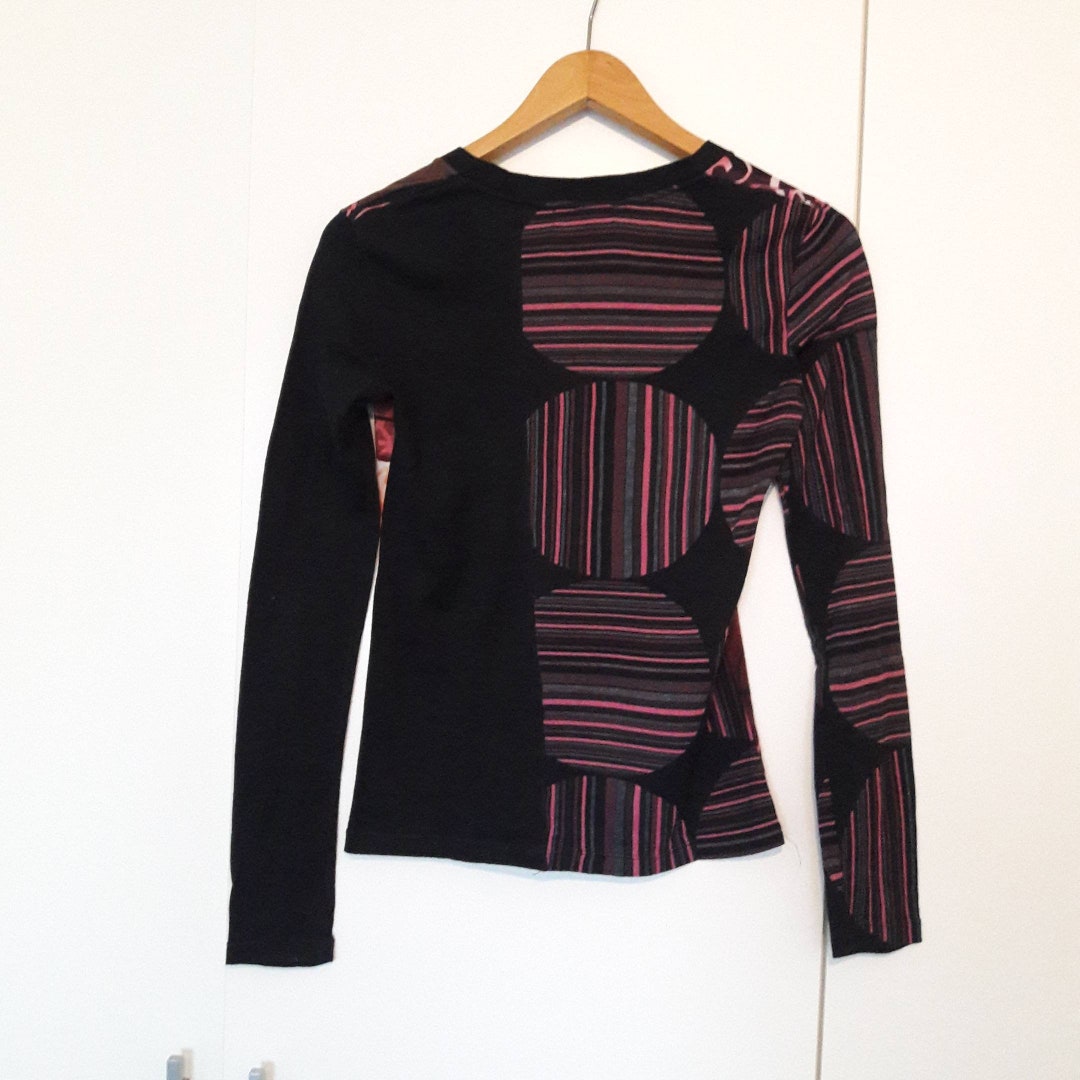Custo Barcelona Graphic Baby Tee (M-L)