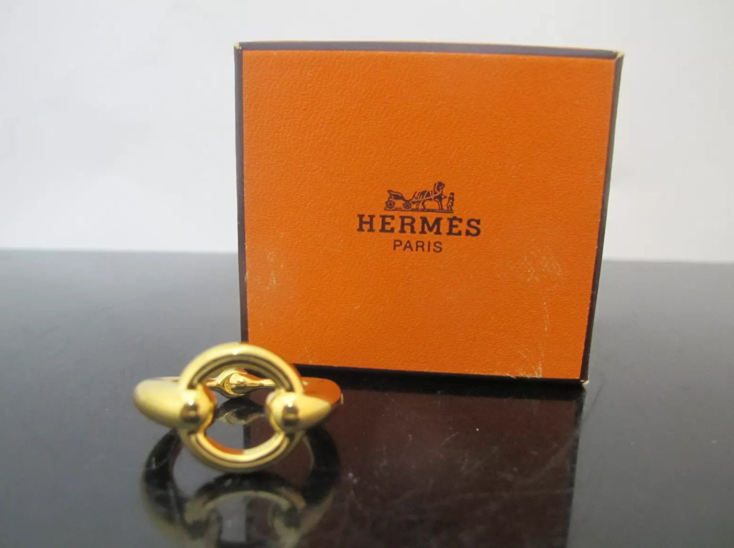 Vintage Hermès Buckle Scarf Ring - Boutique Bags
