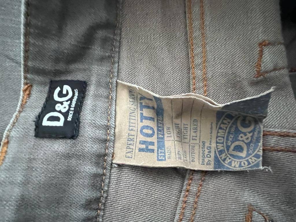 パンツ DOLCE  GABBANA Women Straight Pants FTC9LTFQOAB S8100 GREY Dolce & Gabbana Pant - Grey - Women | FTC9LTFQOABS8100