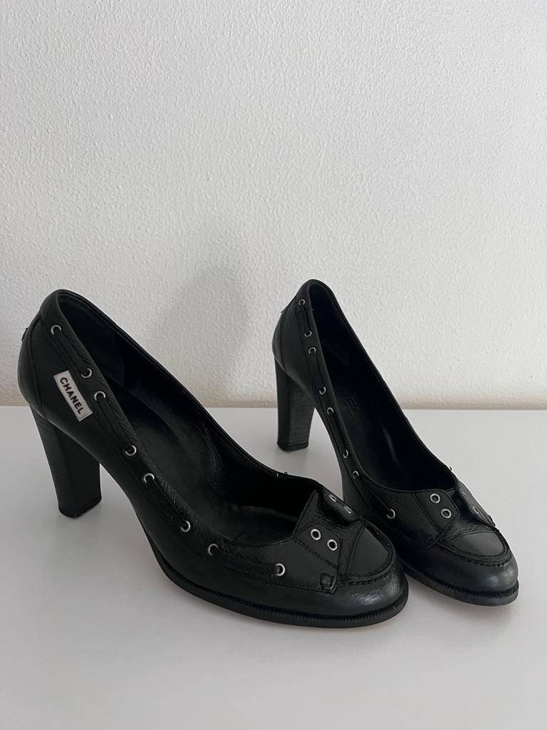 CHANEL Black Leather Quilted Clogs w. CC Twist Lock at 1stDibs