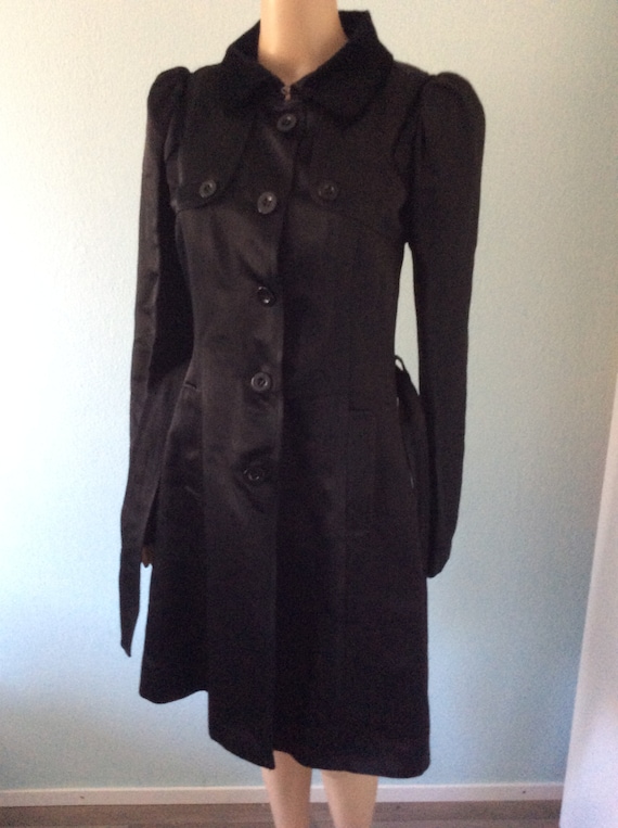 Dolce & Gabbana black shiny half-length coat with 