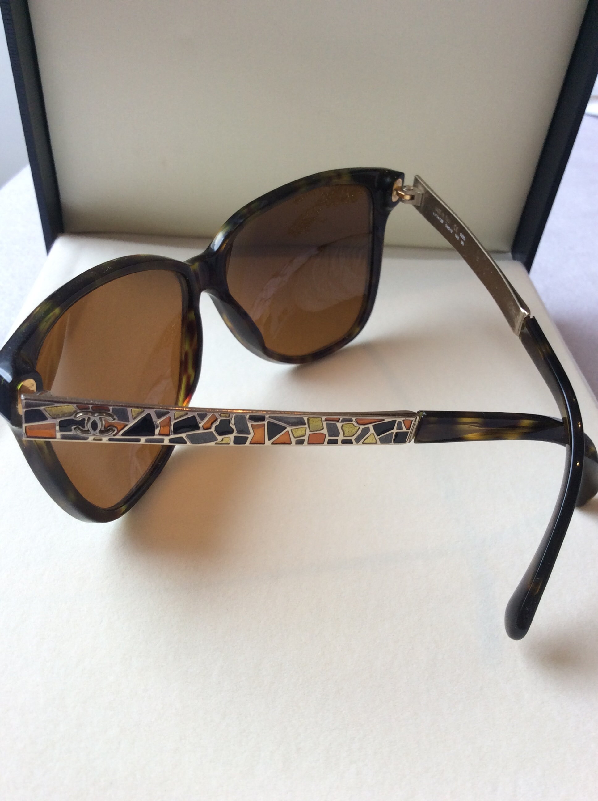 Chanel Sunglasses Authentic Chanel Diamante Rimless 