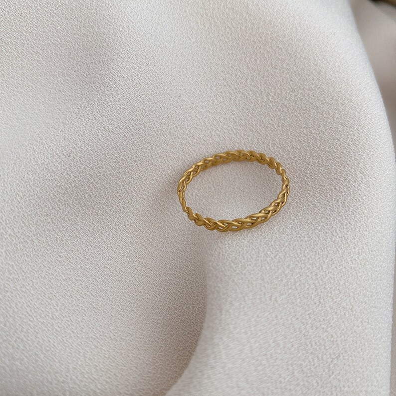 Matt Gold Rope Chain Ringstackable Ringslink Chain Etsy