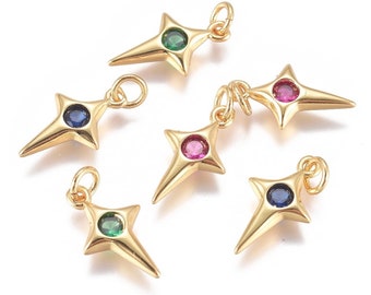 Pendentifs, breloques étoiles  avec zirconium. Plaqué or 18k. Coloris aux choix. Vendu à l'unité.