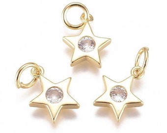 Pendants, star charms in 18k gold plated with zircon. Sold individually.