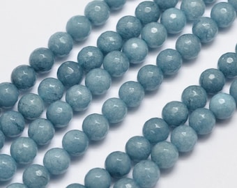 Perles jade de Malaisie naturelle à facettes, bleu cadet.. 8mm.  Lot de 20 perles.