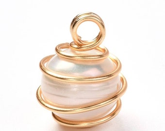 Pendants, freshwater cultured pearl charms with 18k gold-plated wire. Sold individually.