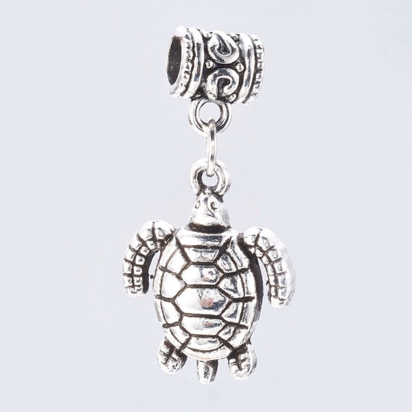 Pendentif tortue en alliage , 36 mm. Vendu à l'unité