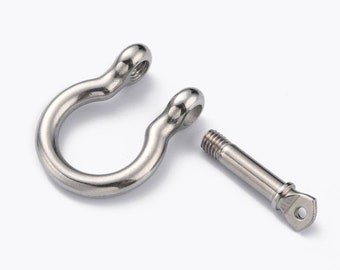 Shackle clasps in 304 stainless steel. 35x30mm. Sold individually.