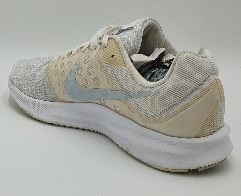 nike 852466 100