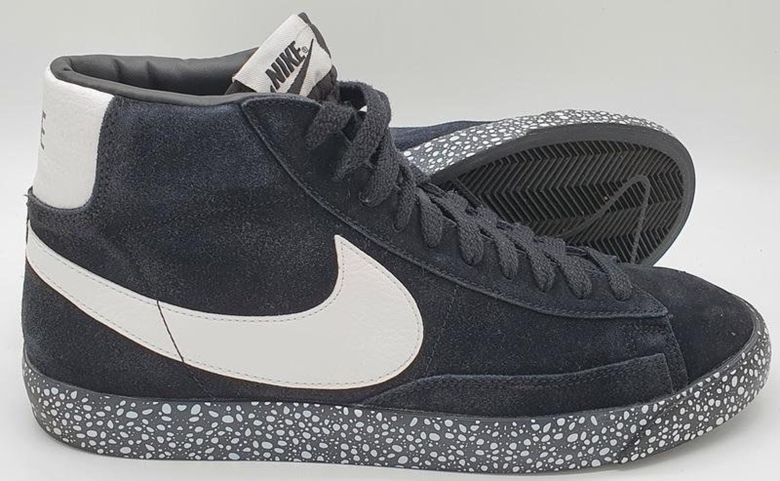 nike blazer mid vintage suede black