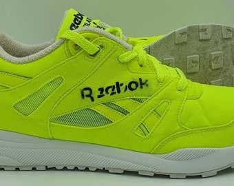 reebok classic hexalite