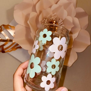 Boho Flowers Can Glass |Retro Flower Can Glass |Aesthetic Coffee Glass| 20 oz Coffee Glass | Iced Coffee Glass | Boho Coffee Glass