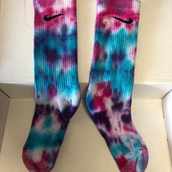 socks nike tie dye