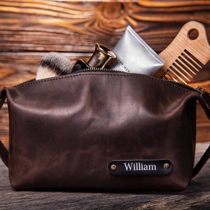 Personalized Leather Toiletry Bag, Leather Dopp Kit Bag, Gift for Men, Travel Bag Leather, Anniversary Gift for Husband, Mens gift