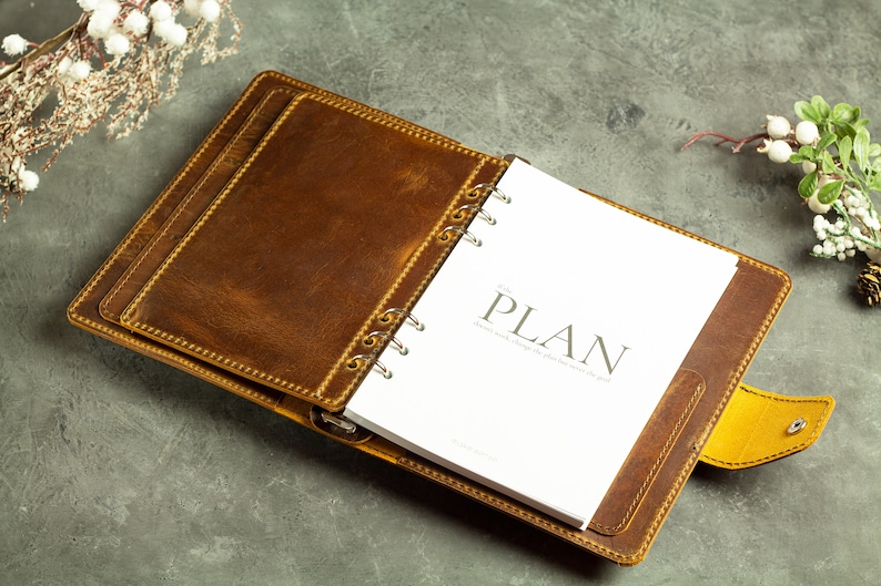 office gift for staff, gift for employees, corporate gifts, leather journal, leather notebook, leather planner, travel journal, ring binder, planner binder, leather organizer, refillable journal, personalized planner