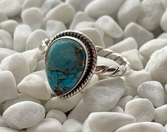 Anillo de plata esterlina con turquesa y cobre azul. Anillo en forma de pera con turquesa y cobre azul. Anillo bohemio de plata. Anillo de plata hecho a mano.